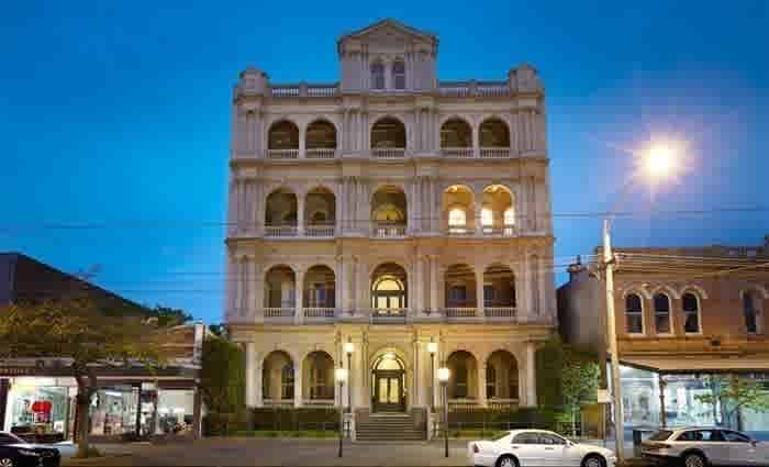 Biltmore, Albert Park penthouse $3000 a week rental after $4.55 million sale