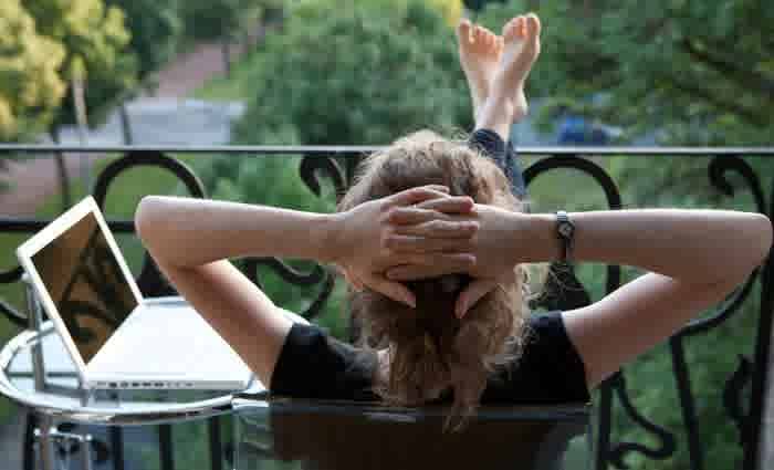 We are living alone together in today's cities: Jaz Hee-jeong Choi