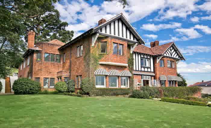 John Schaeffer's Bonnington, Bellevue Hill art sale