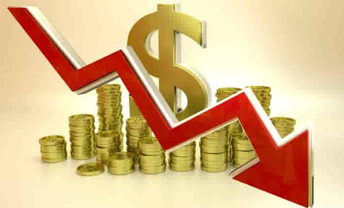 The experts who are now predicting a 2015 rate cut