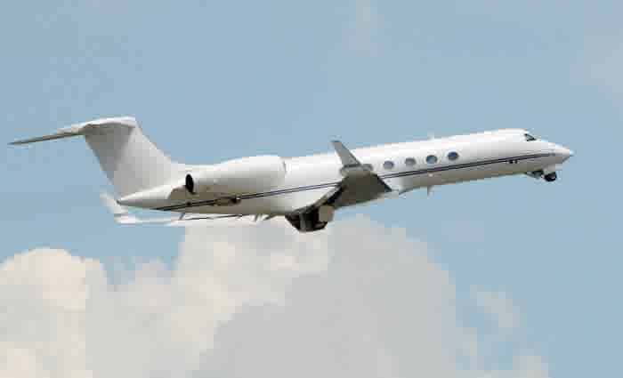 Gulfstream G500 at Mascot not David Simon's! And Westfield not on his shopping list