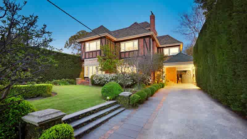 Chinese businessman's Hawthorn East sold under FIRB watch
