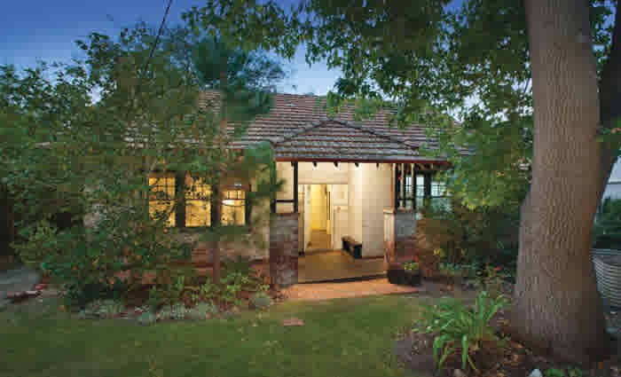 Gregory Peck's On The Beach Melbourne rental home sells