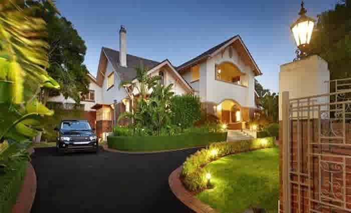 Balwyn-bound Macquarie banker Mal Cameron sells Kew trophy mansion