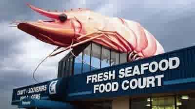 Bunnings shells out for Big Prawn site, but has no plans for Ballina icon's renovation