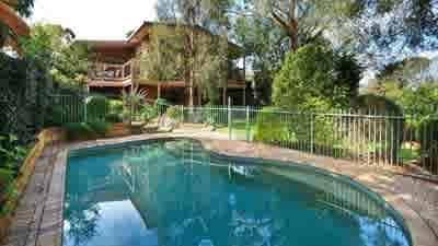 Melbourne auction tipping: Unique Mount Waverley property with upwardly revised price hopes