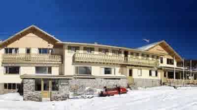  Fischer family sells Eiger Chalet at Perisher after five decades of ownership: Title Tattle