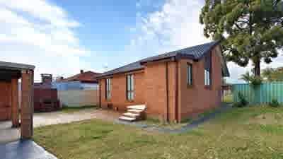 From western Sydney granny flats to East Brisbane workers’ cottages:  15 eclectic investment opportunities under $500,000: HTW