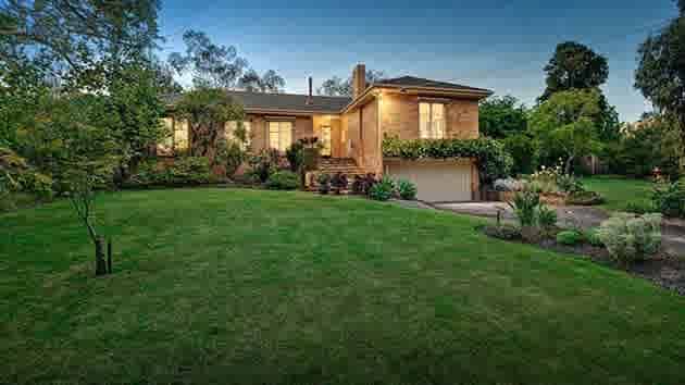 Developer snaps up Canterbury home for 37% above reserve: RP Data
