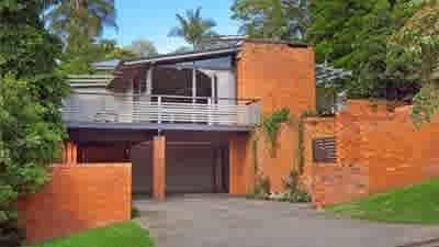 Modern 1950s Queensland gem sells
