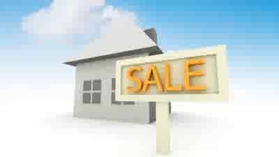 Balance the high dollar against depressed prices: Tips for expat Australian property buyers