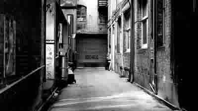 Big squeeze on Melbourne laneway retail vacancies