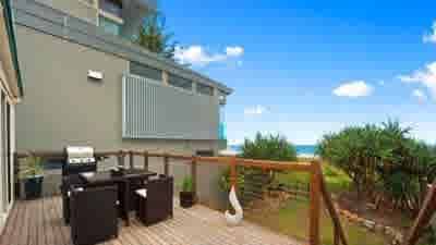 Summer Beach Spotlight: Rowen Craigie's Mermaid Beach misgamble