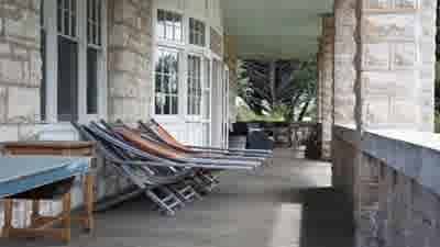 Portsea’s limestone charmer Dundonald on the market after quiet summer selling season