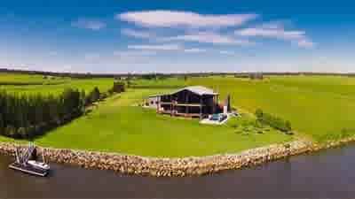 Palmers Island trophy home featured as WSJ Asian edition house of the day