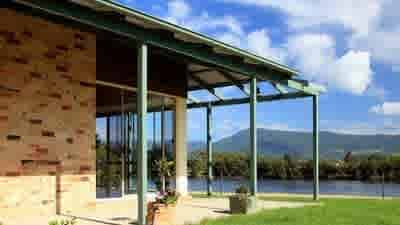 Burraga Island sells to Chinese interests