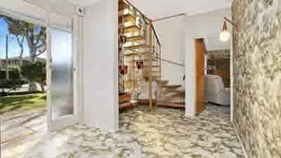 Puberty Blues Vickers' family house time warp listed