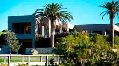 Designer Garth Barnett's Red Head villa
