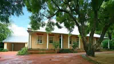 Joyce Farmhouse, the bungalow on Sydney's colonial fringe named after pardoned convict, listed for auction