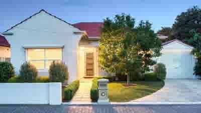 Crows captain Nathan Van Berlo lists Glenelg North home