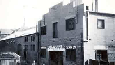 New owner to savour former Melbourne Skipping Girl Vinegar Company warehouse  after $707,000 auction