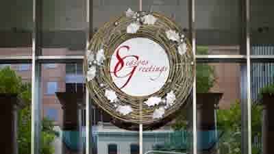 Melbourne's Collins Street dons decorations for Christmas cheer