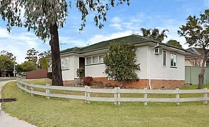 Only one house in Sydney's 10 cheapest weekend auction sales