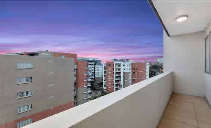Liverpool unit was Sydney's cheapest weekend auction