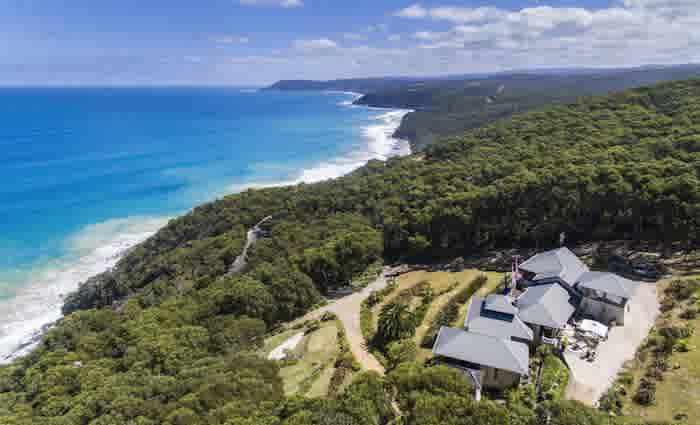 Kilolo, the Getaway-featured Stayz offering at Big Hill, Lorne listed