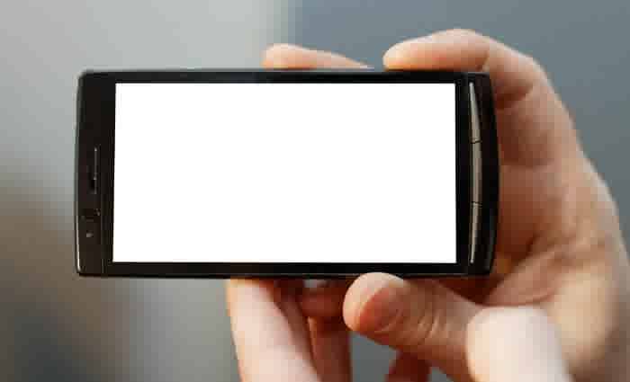 CBA customers to withdraw cash using smartphones