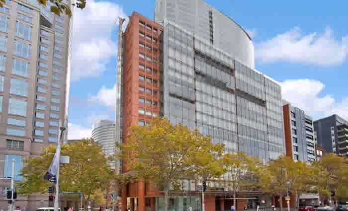 Mary Wong-Jenkings lists Macquarie Street, Sydney apartment