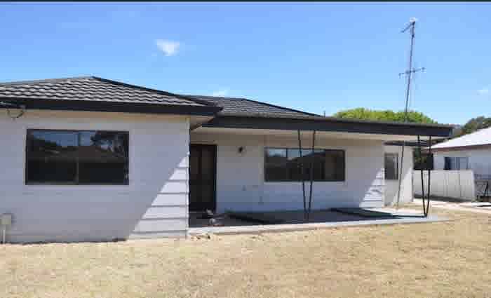 Five bedroom Shepparton mortgagee sale at $165,000