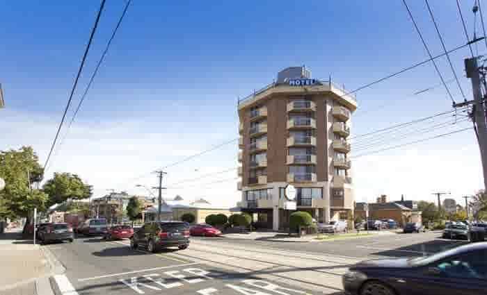 The Block South Yarra? Octagonal Hotel Saville mystery