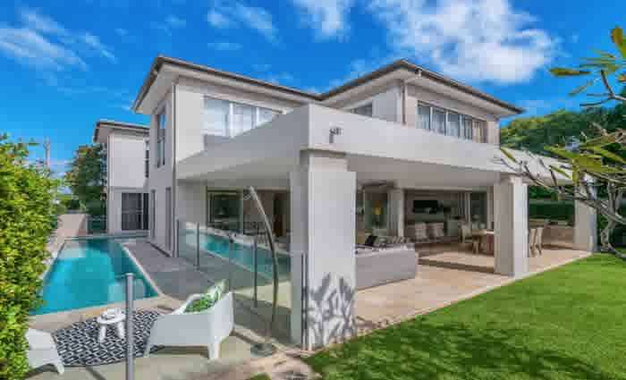 Sydney family buy Clayfield home for $2.145 million through Ray White