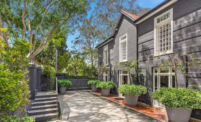 Fashion designer Camilla Franks pins down Woollahra purchase