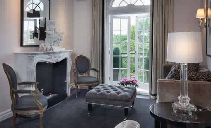 Interior designer Garth Barnett sells his turn-key Woollahra apartment