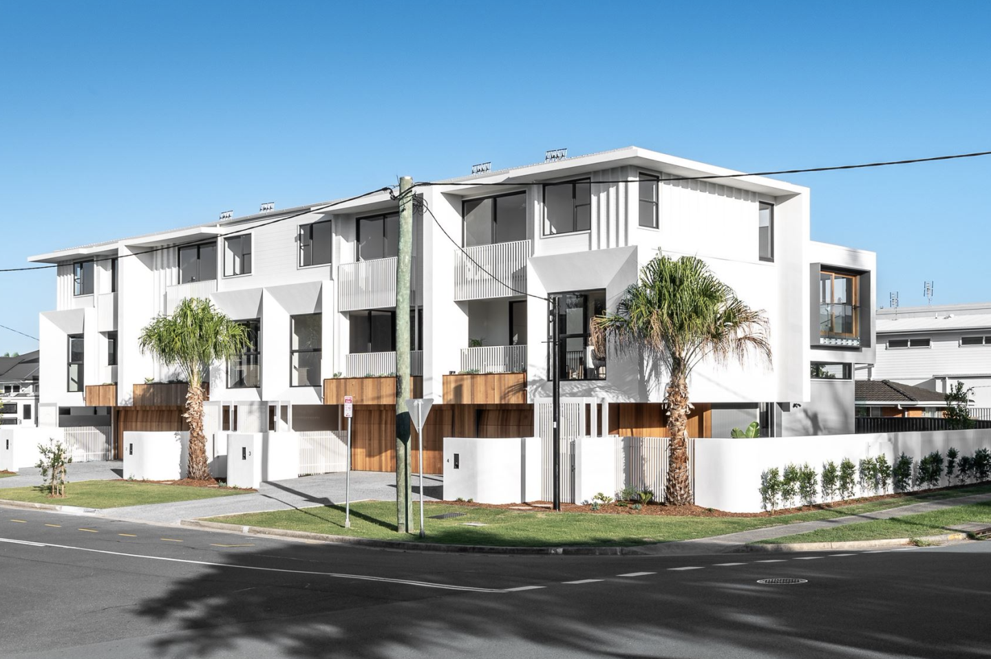 "The modern day beach house": Callista Palm Beach finishes completion, with one opportunity left
