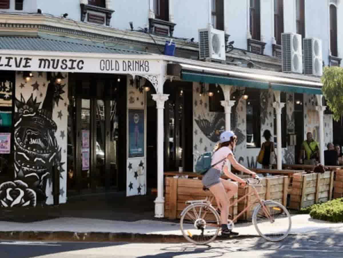 Walking Tour: What's within walking distance from Canvas Brunswick