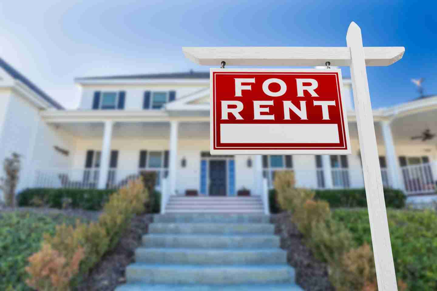 Melbourne and Sydney unit rents still down but SQM detects shift back from the regions