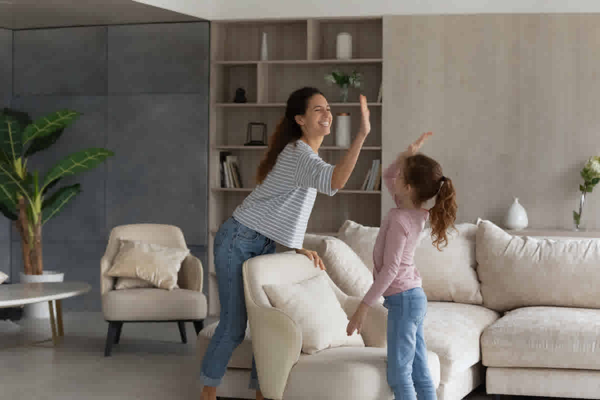 Strong first home uptake from single mums for low deposit government scheme