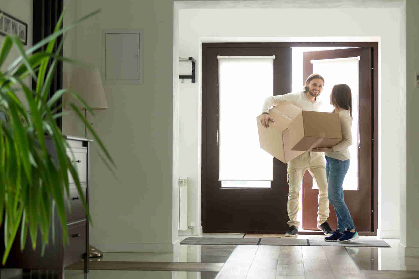 Looking to buy an investment property? Top 3 things you must do online first.