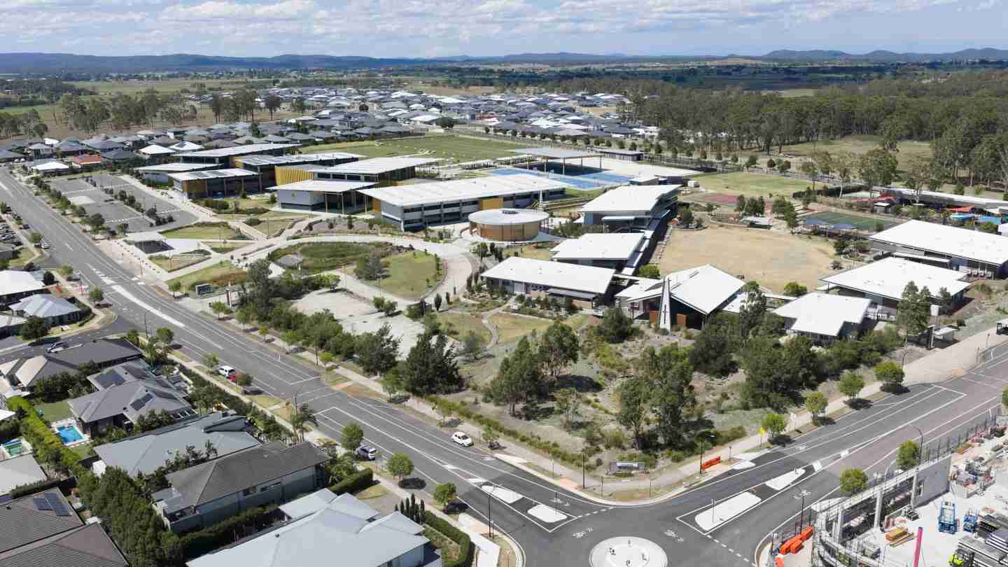 Suburb Property Profile: Chisholm, NSW 2322