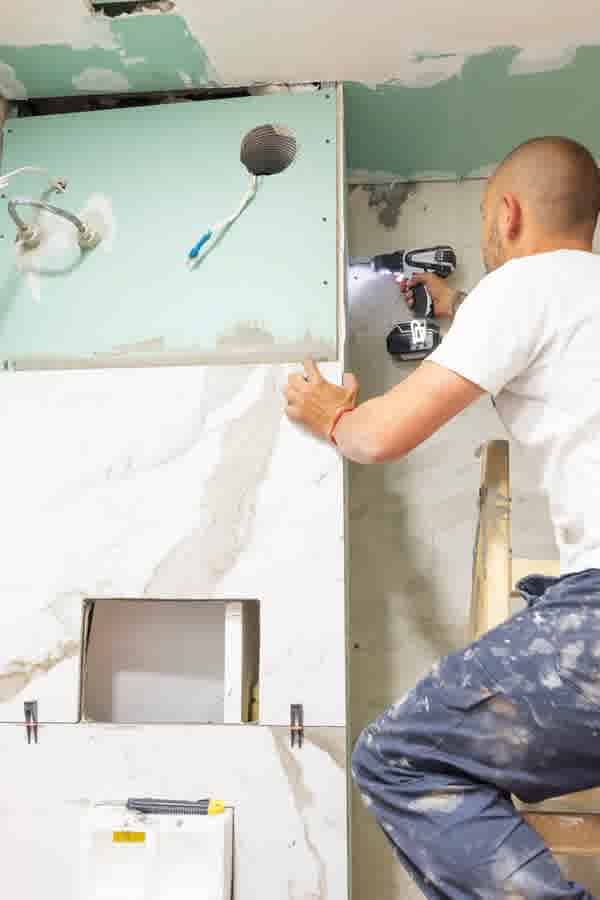 Budget Bathroom Renovation Tips