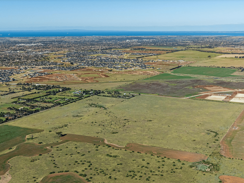 Salvo & Casey Capital team up for 1,700 home Tarneit masterplan