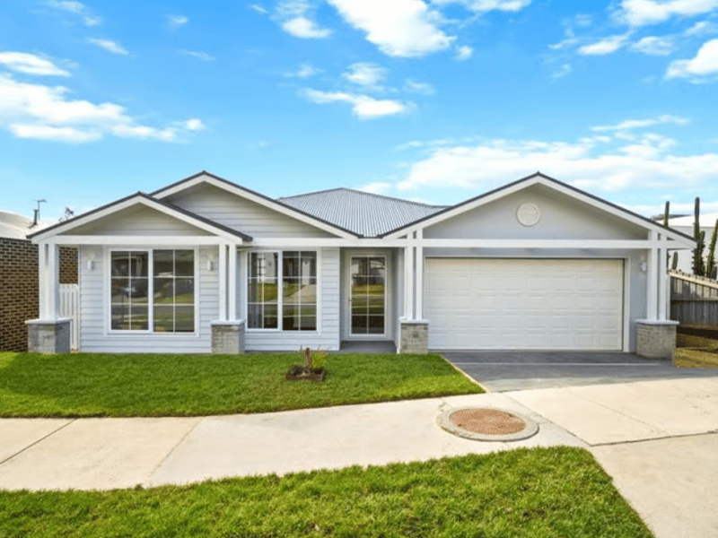 Why Choose a Custom Builder for a Knockdown Rebuild | Regional Melbourne Homebuilding