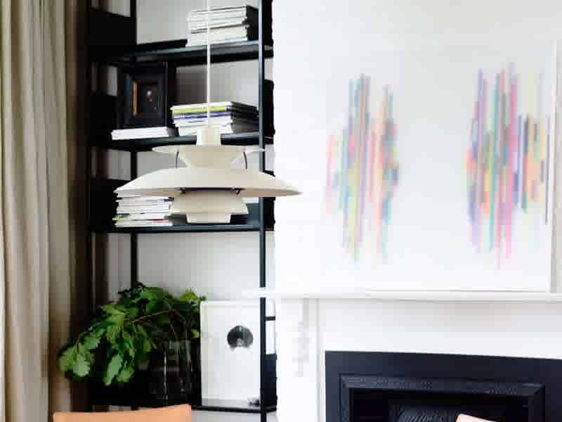 Wood-Burning Fireplaces Versus Gas Fireplaces
