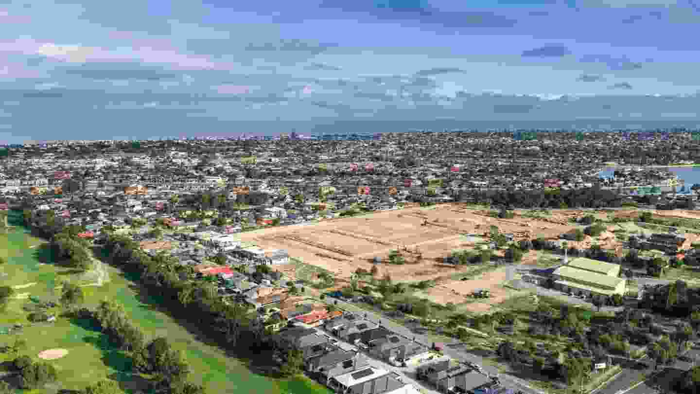 Novo, West Lakes