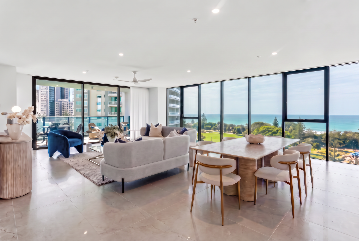 6-8 George Avenue, Broadbeach QLD 4218