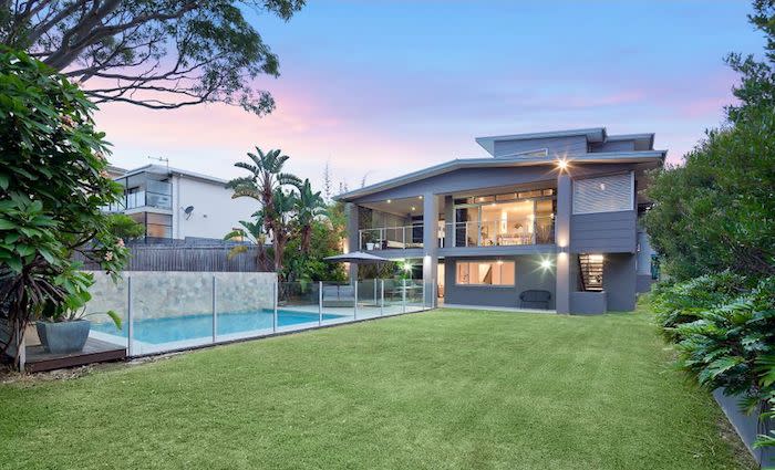 Queenscliff beachside family home sold