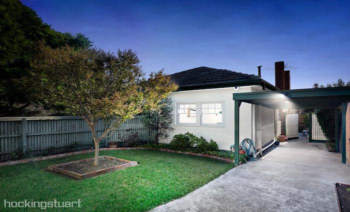 Caulfield South houses sell within 44 days